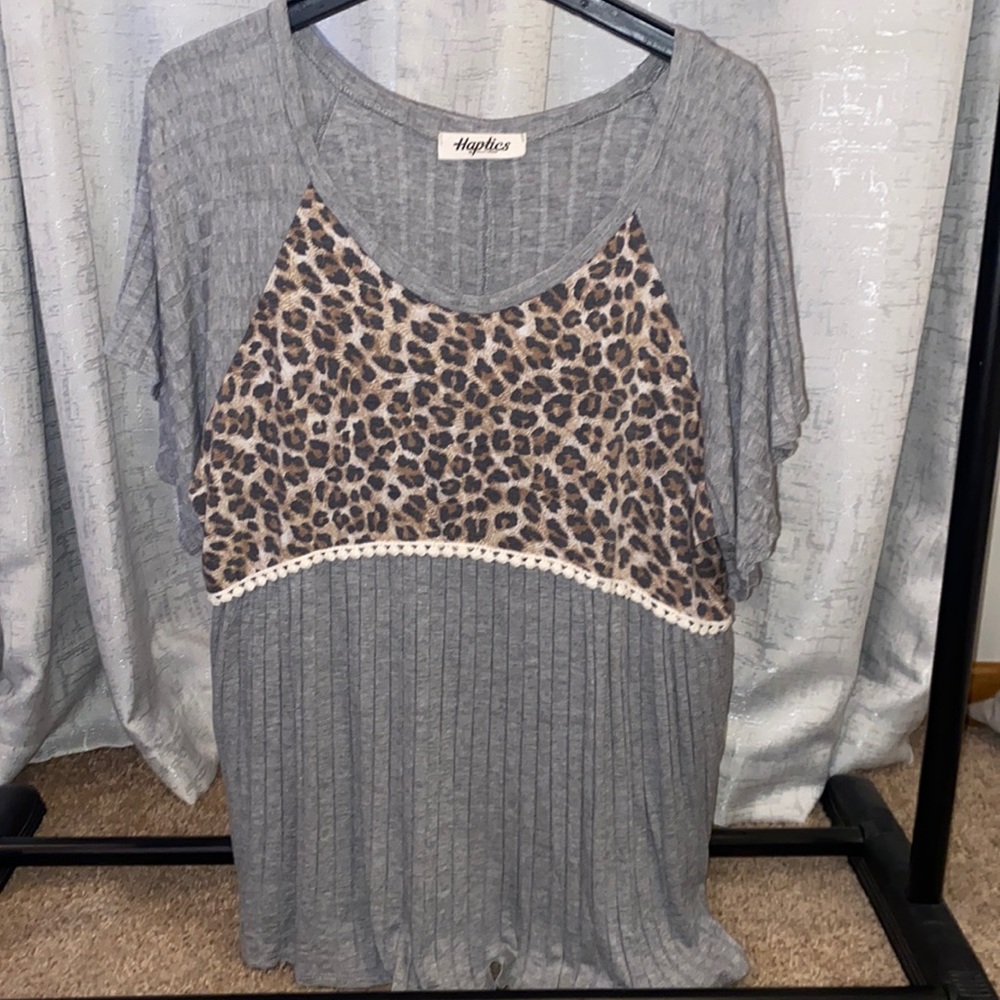 Haptics boutique top